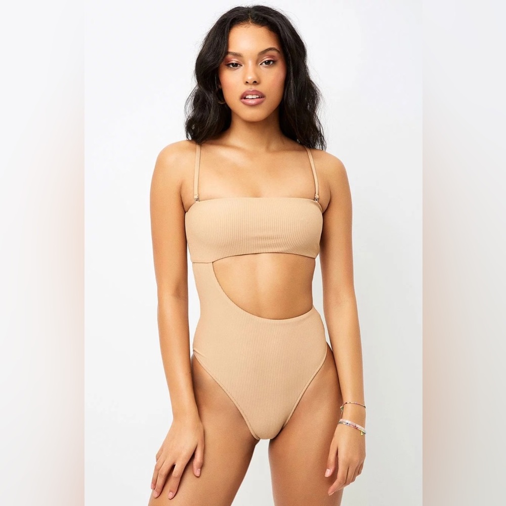 Frankie’s Bikinis Carter one piece